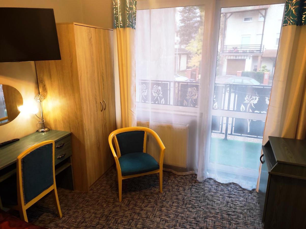 Pod Roza B&B Ustka Eksteriør billede