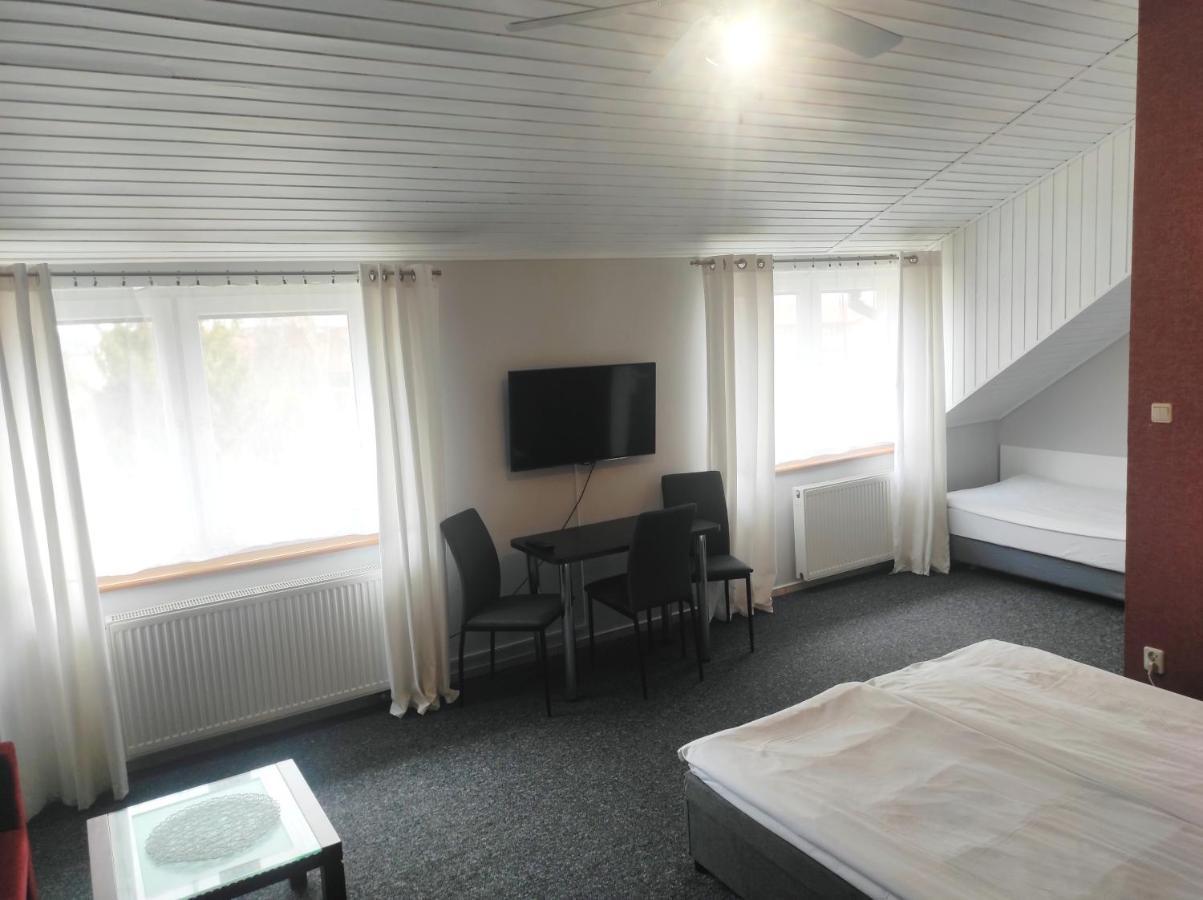 Pod Roza B&B Ustka Eksteriør billede